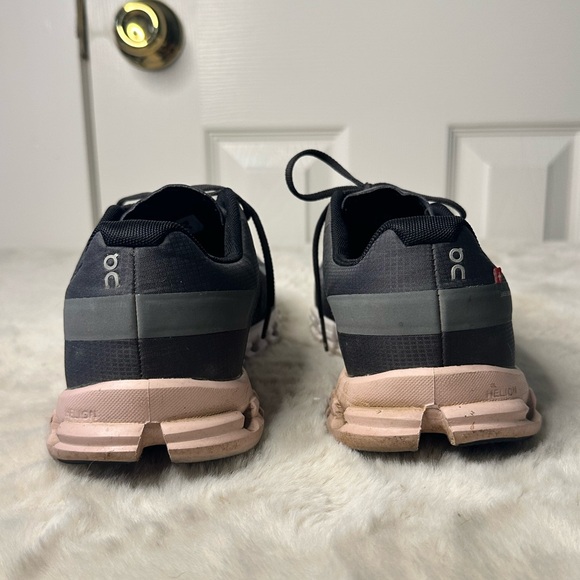 On Running Cloud X Women’s Sneakers Gray and Pink Size 8 - Picture 3 of 8